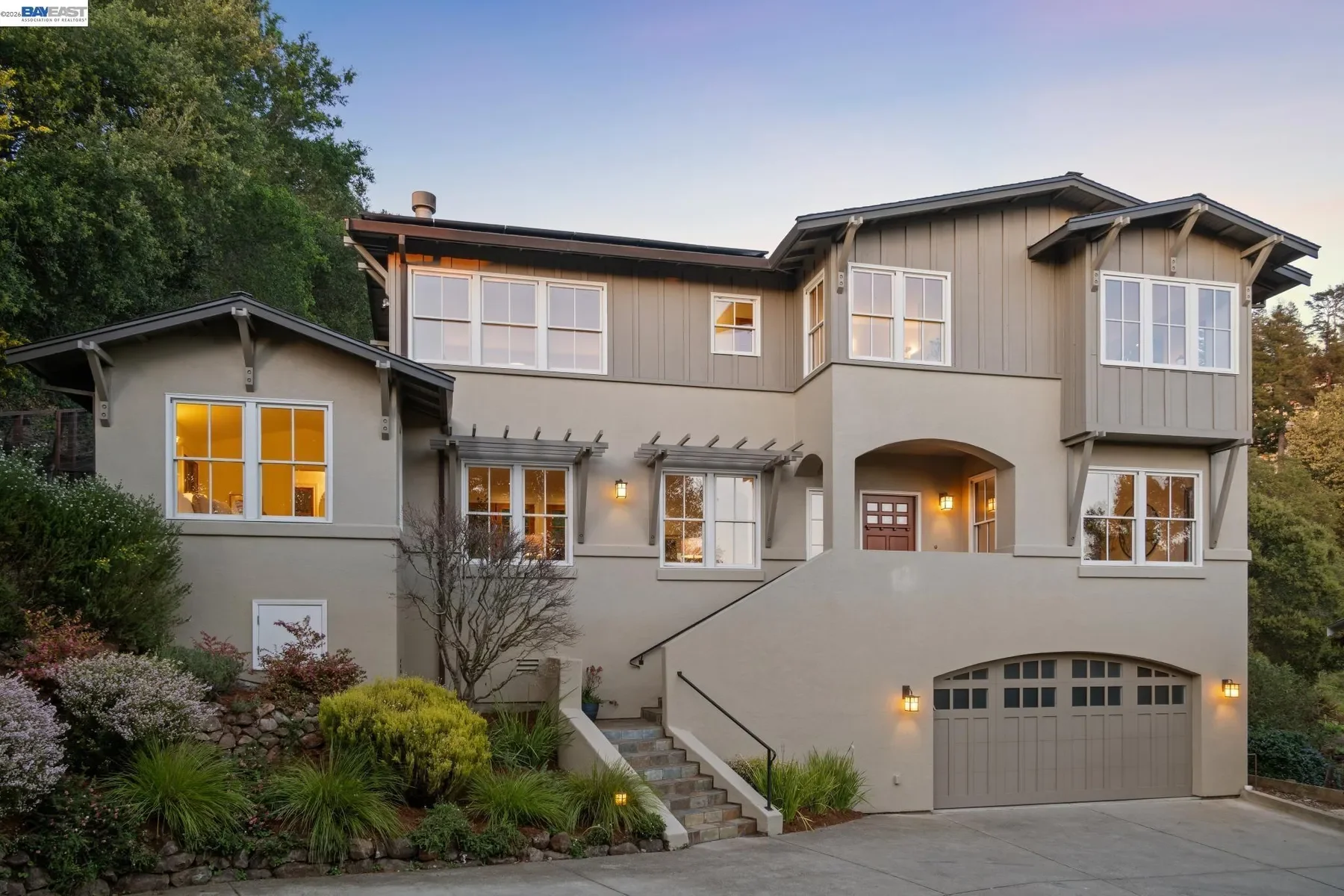 942 Aquarius Way, Oakland