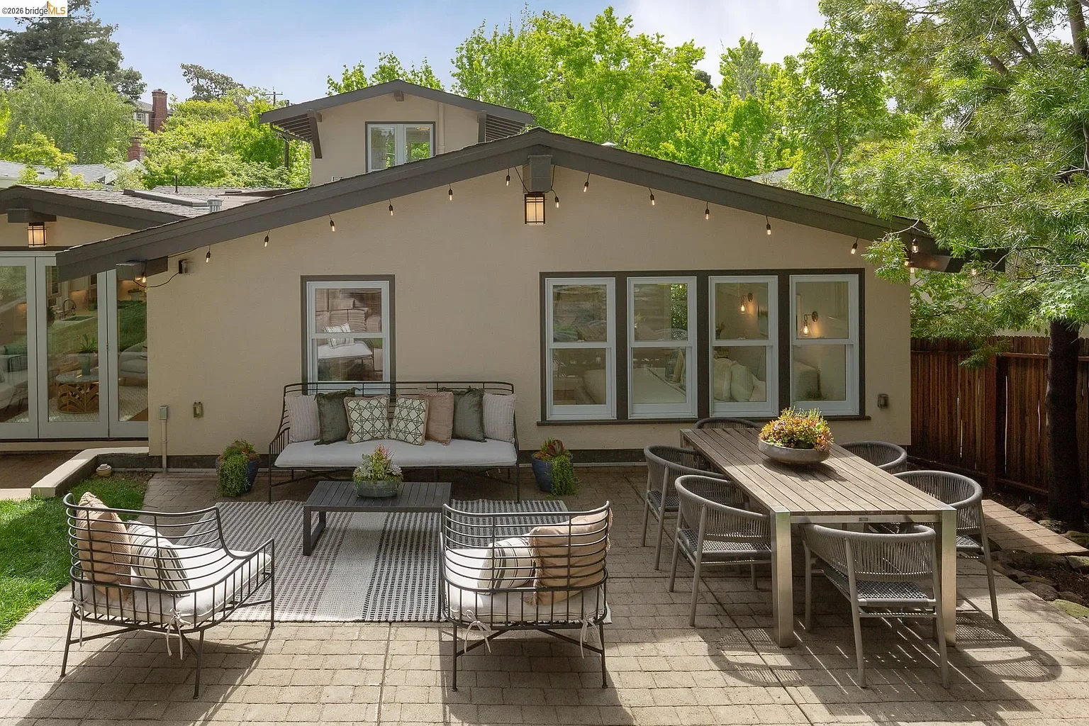 153 Arbor Dr, Piedmont