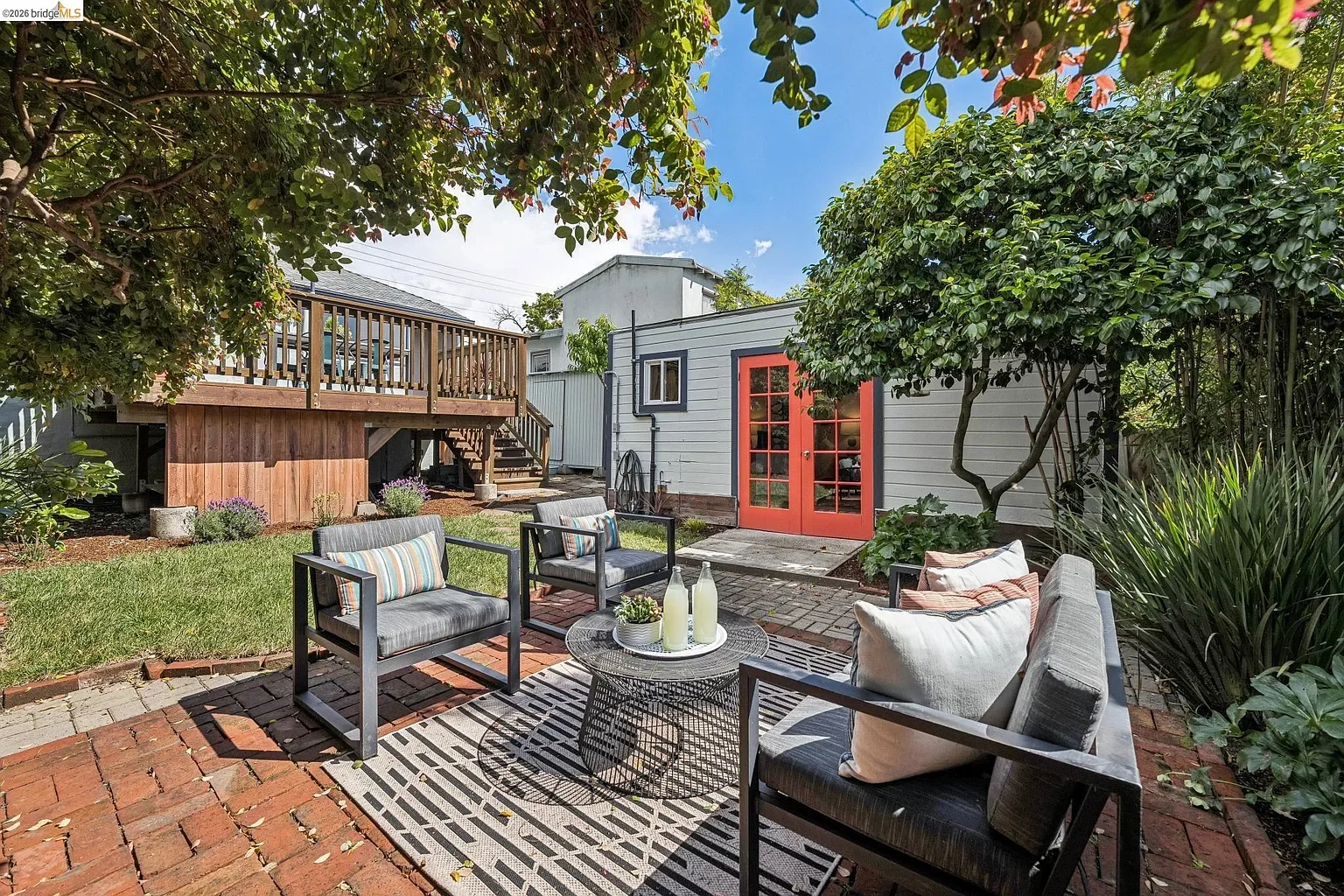 858 Neilson St, Berkeley