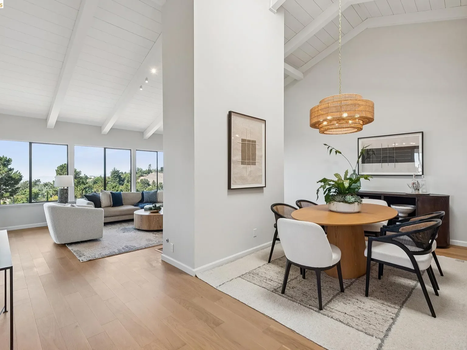 14 Hillcrest Ct, Oakland