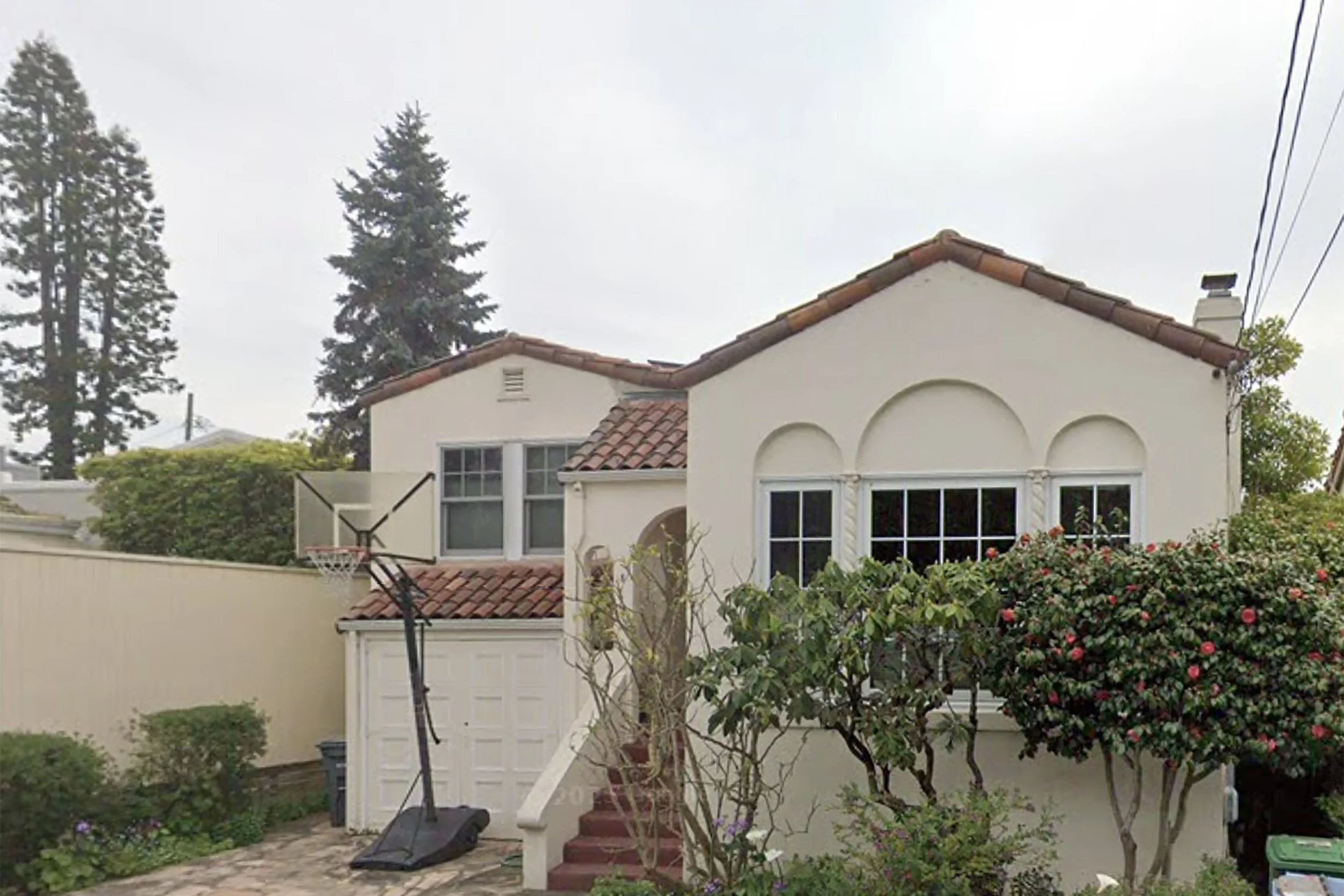 8-hopkins-court_2.jpg
