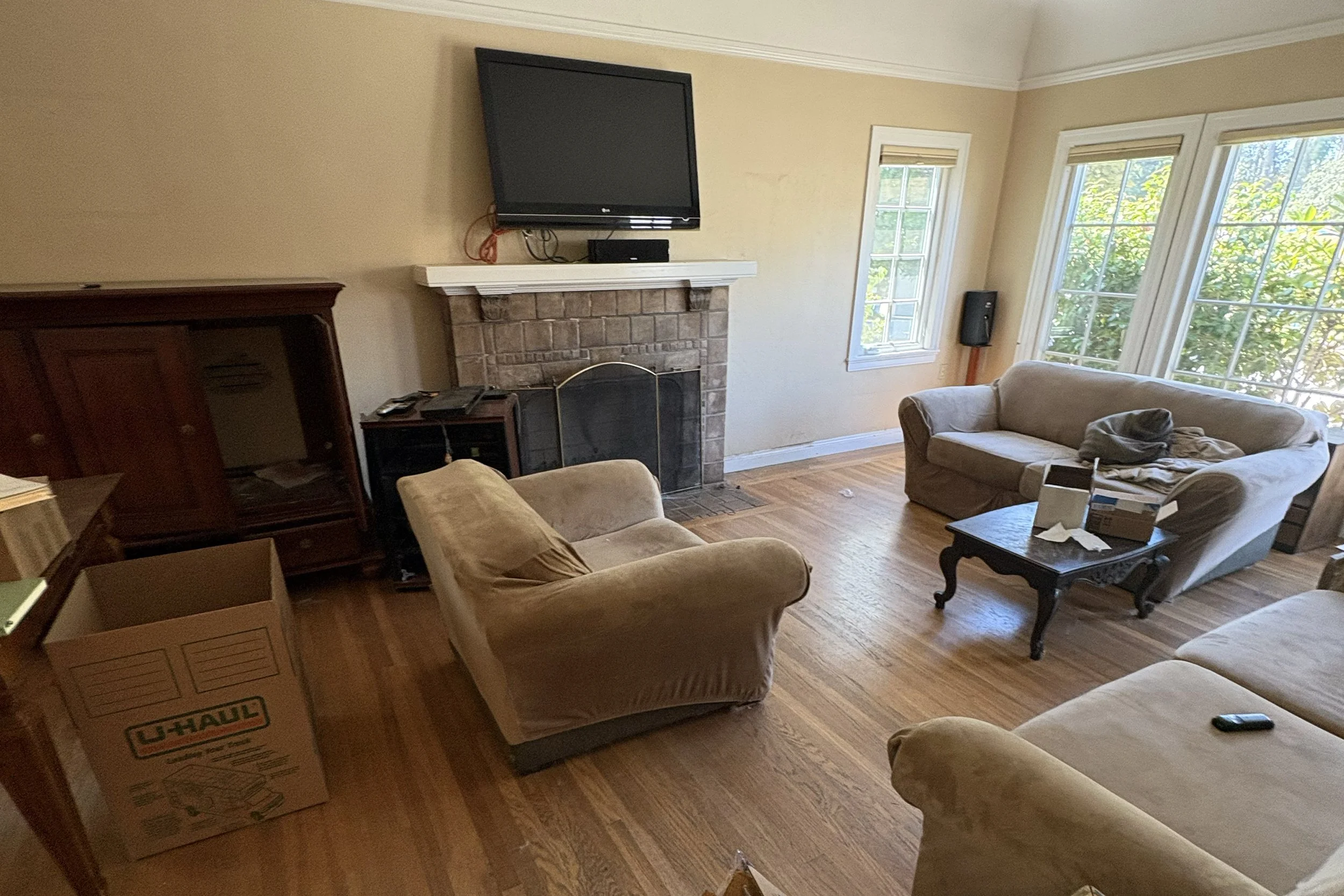 8-hopkins-court_25.jpg