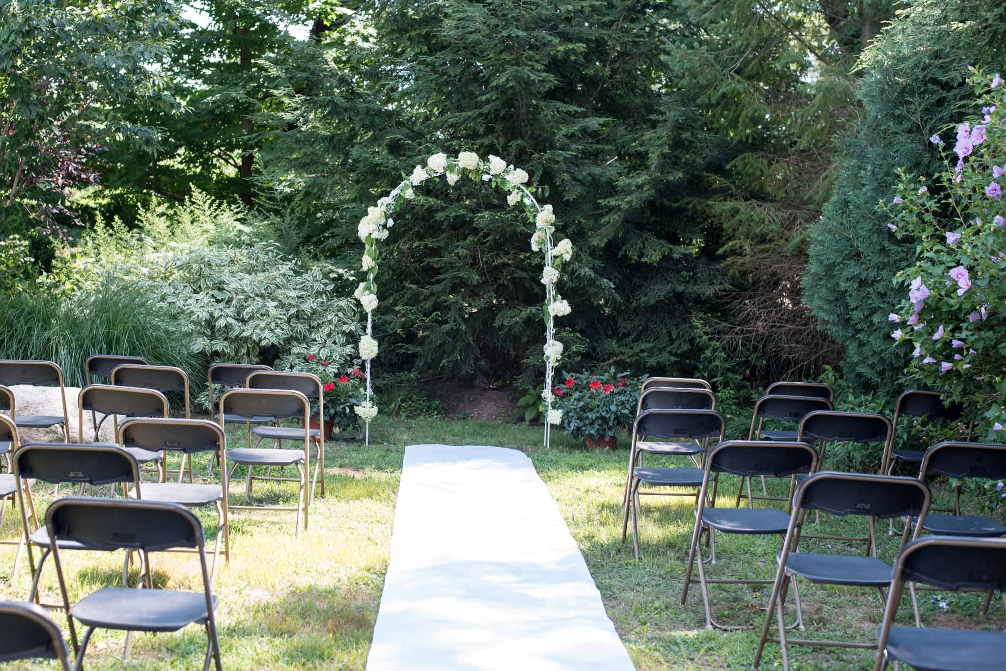 Maureen Russell Photography- Backyard Wedding in Massachusetts-31.jpg
