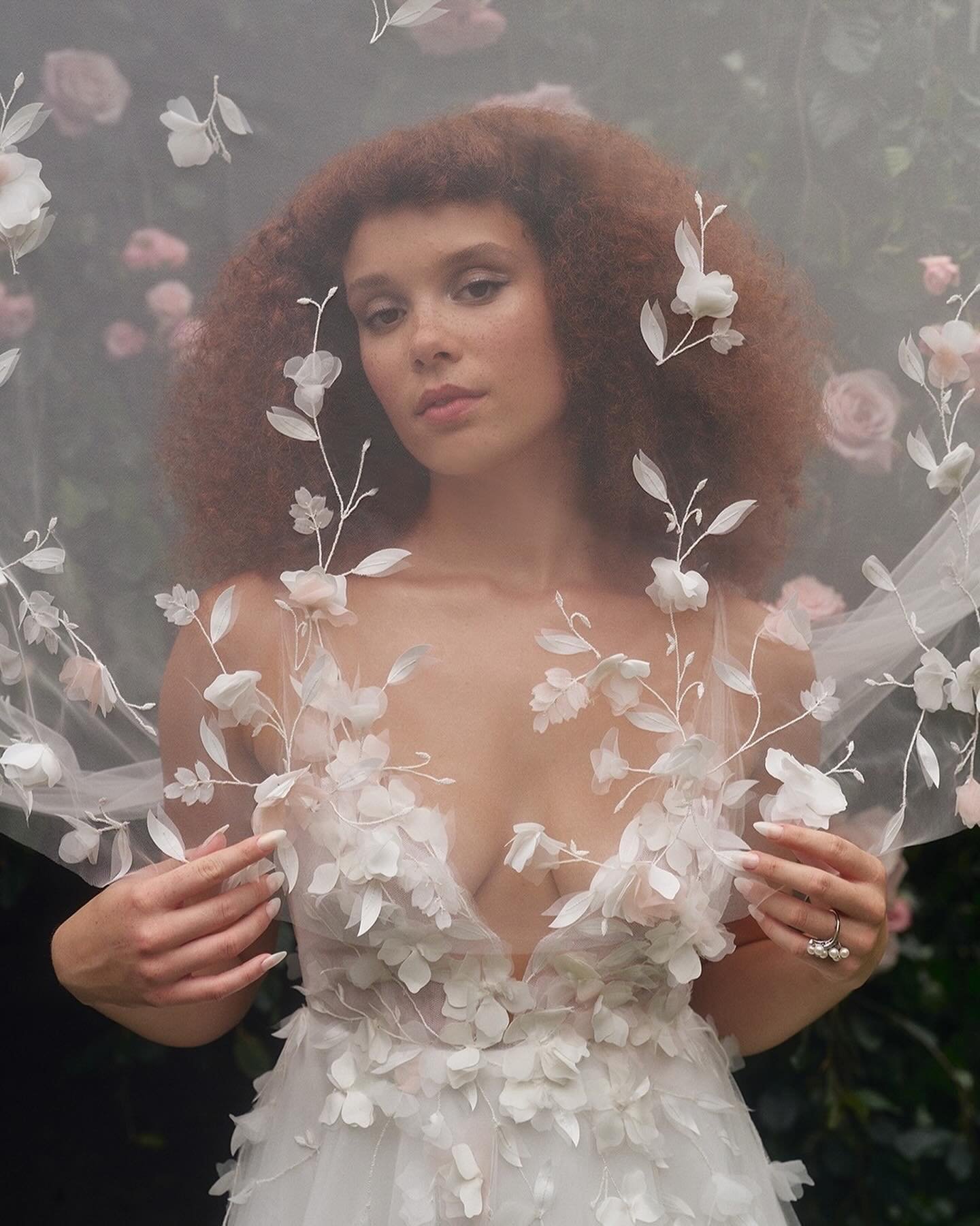 Magical moments from our #agBirdie editorial shoot 💫 Complete your bridal look with our made-to-order accessories