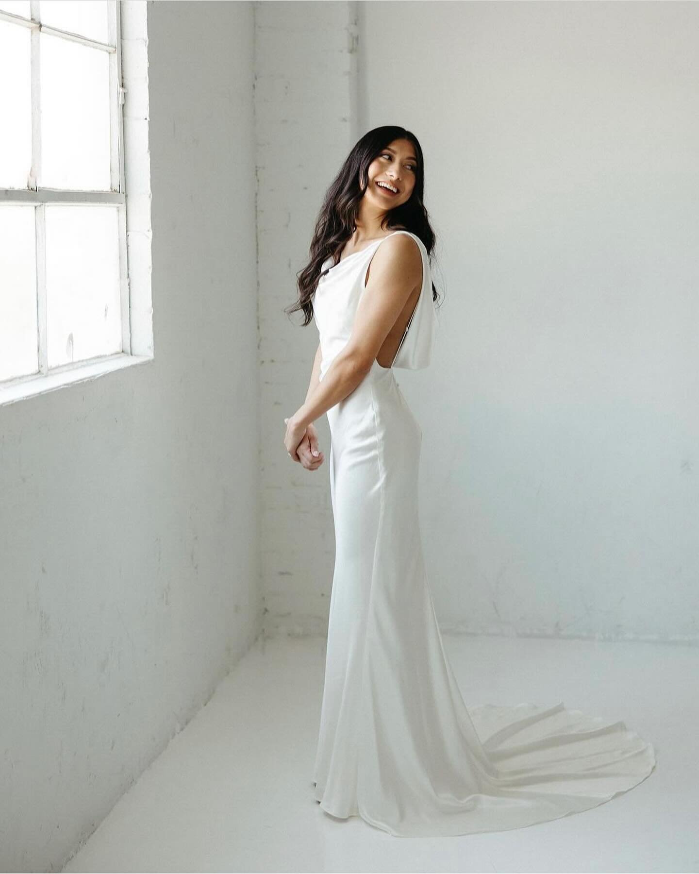 Silk day dreams 🕊️ #AGbride Brittany in #agHarriet 
⠀⠀⠀⠀⠀⠀⠀⠀⠀
photo: @chloe_huls
stockist: @lovelybridephoenix @lovelybride
#AGbride @brittany_yee
