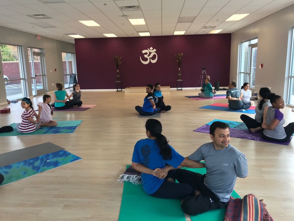 Partner Yoga Workshop at HYC 2018