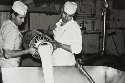 PetalumaCreameryStarter_1941_web.jpg