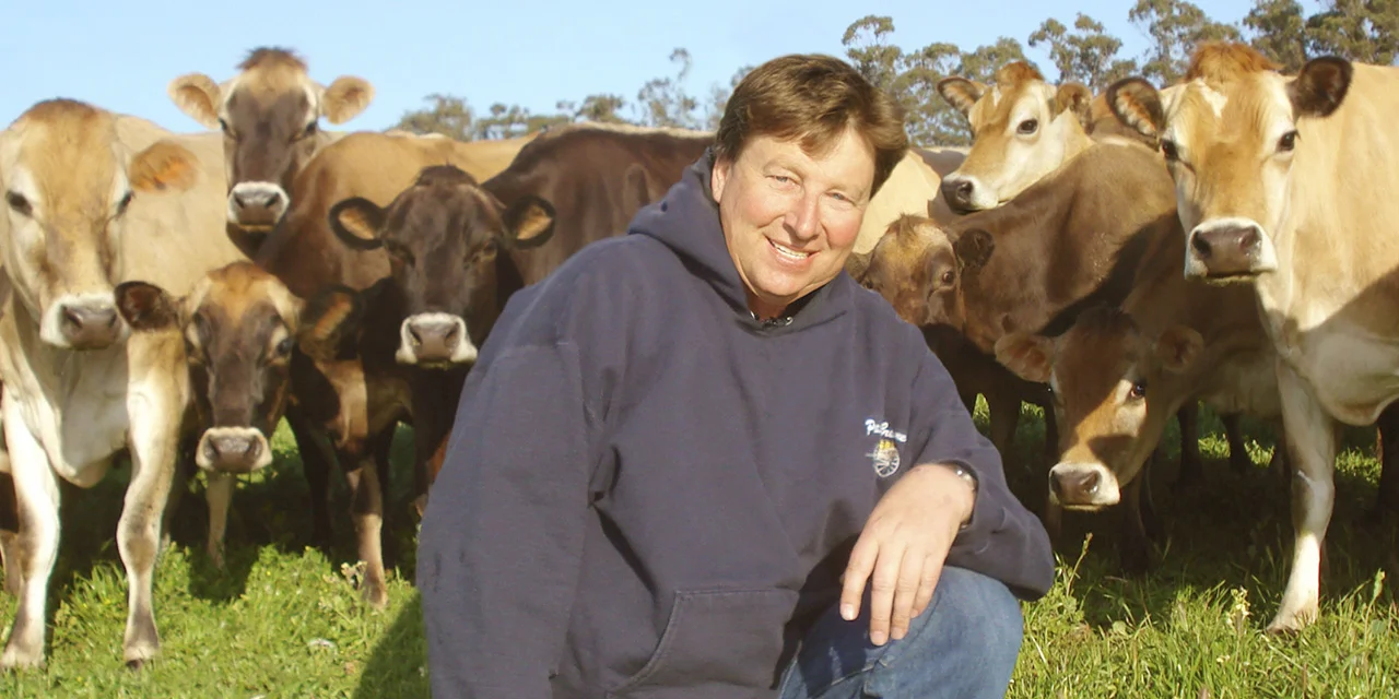 PetalumaCreameryLarry_cows_web.jpg