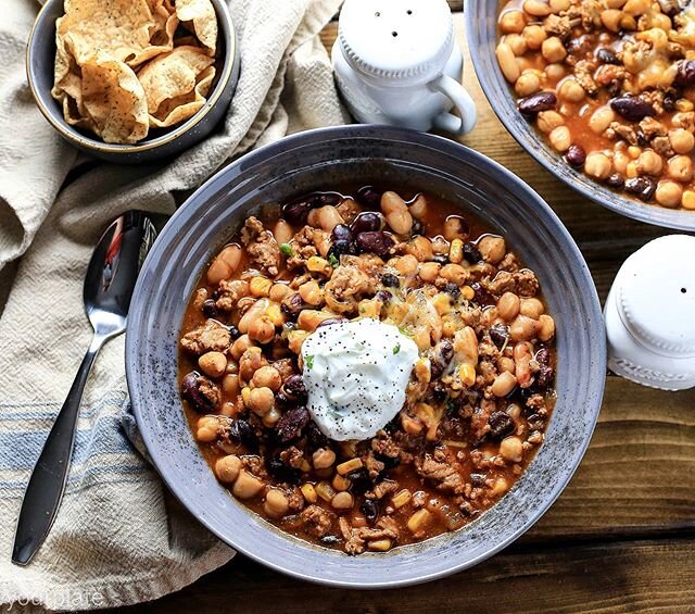USE YOUR FOOD! If you stocked up on canned goods and now don't know what to do with them, make this 4-bean turkey chili and use those canned beans! This recipe makes 6-8 (adult) portions. It is easy to put together in your @crock or pressure cooker, 