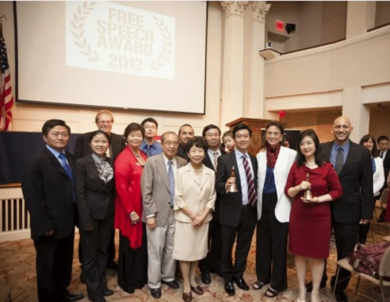 (R to L): Film director Michael Perlman, Jennifer Zeng, Margaret Chew Barringer, Kean Wong, producer; NTD President Zhong Lee, Kean Wong’s parents. Left—Charles Lee (Edward Dai/The Epoch Times)