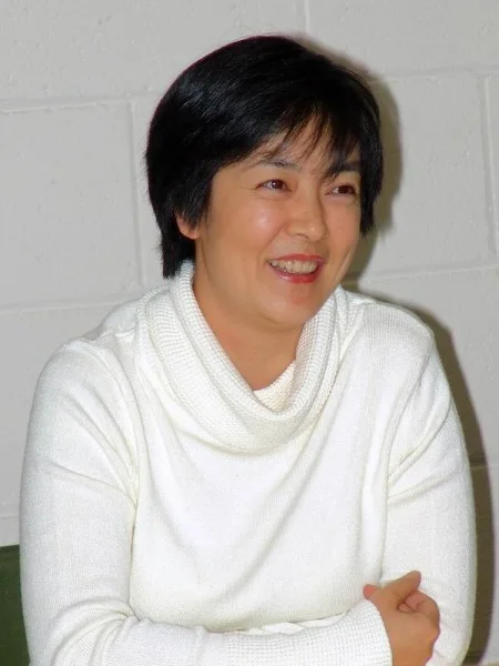 2005年3月25日, 曾錚在墨爾本《靜水流深》新書發佈會上。(圖片來源:大紀元)