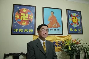 修煉法輪功後,楊軍恢復健康,體重減少十幾公斤,再次擁有「標準身材」(大紀元)