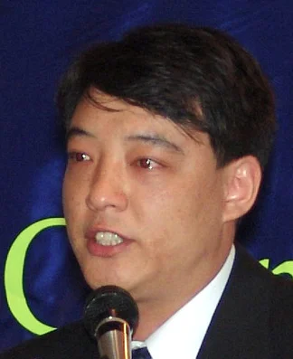 Hao Fengjun Speaks in tears at the "Chen Yonglin Discussion Meeting" in Melbourne on August 6, 2005.