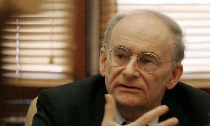 David Matas, award-winning Canadian human rights lawyer and co-author of “Bloody Harvest: Organ Harvesting of Falun Gong Practitioners in China.” (Woody Wu/AFP/Getty Images)