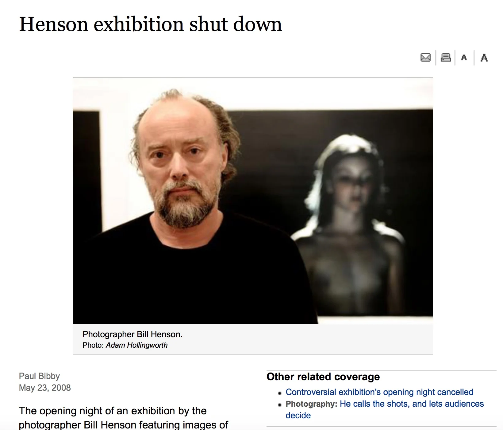 《悉尼晨鋒報》網站上關於攝影展被關的報導。