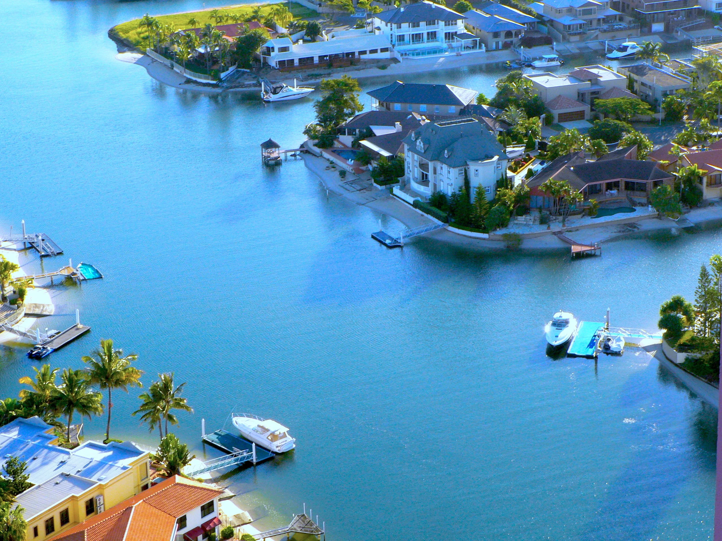 A Grand View of Gold Coast  蔚藍家園