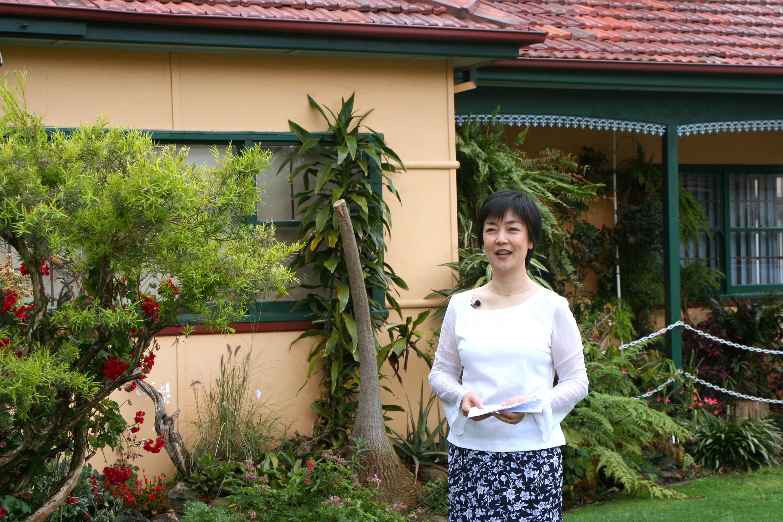 Hosting a TV Show 主持節目