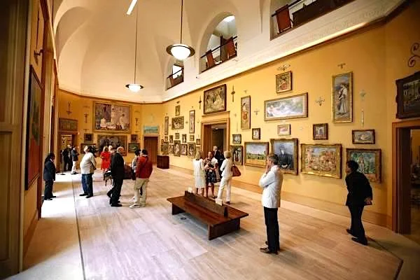 Inside the Barnes Foundation Museum. 博物館內景。