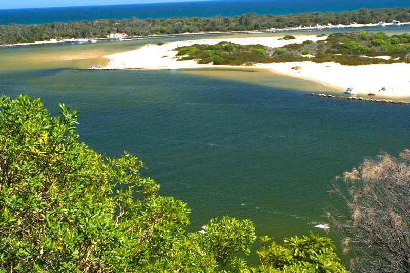 Lakes Entrance(「眾湖之門」)景致。