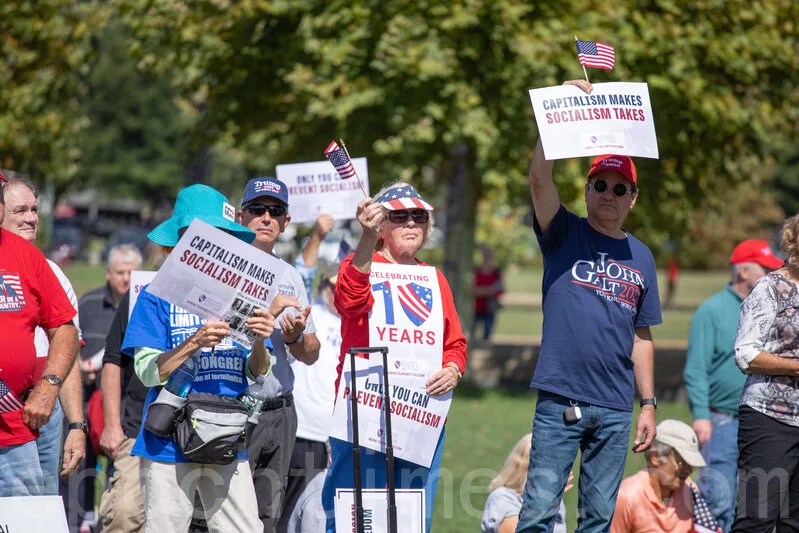 9月19日,「茶黨愛國者」(Tea Party Patriots)在美國國會山集會,制止共產主義在美蔓延。(林樂予/大紀元)