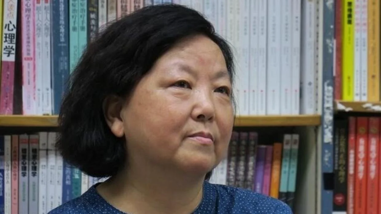 Fangfang's  Wuhan Diary: No Questions Are Answered 方方日记:所有的疑问,都无人回应