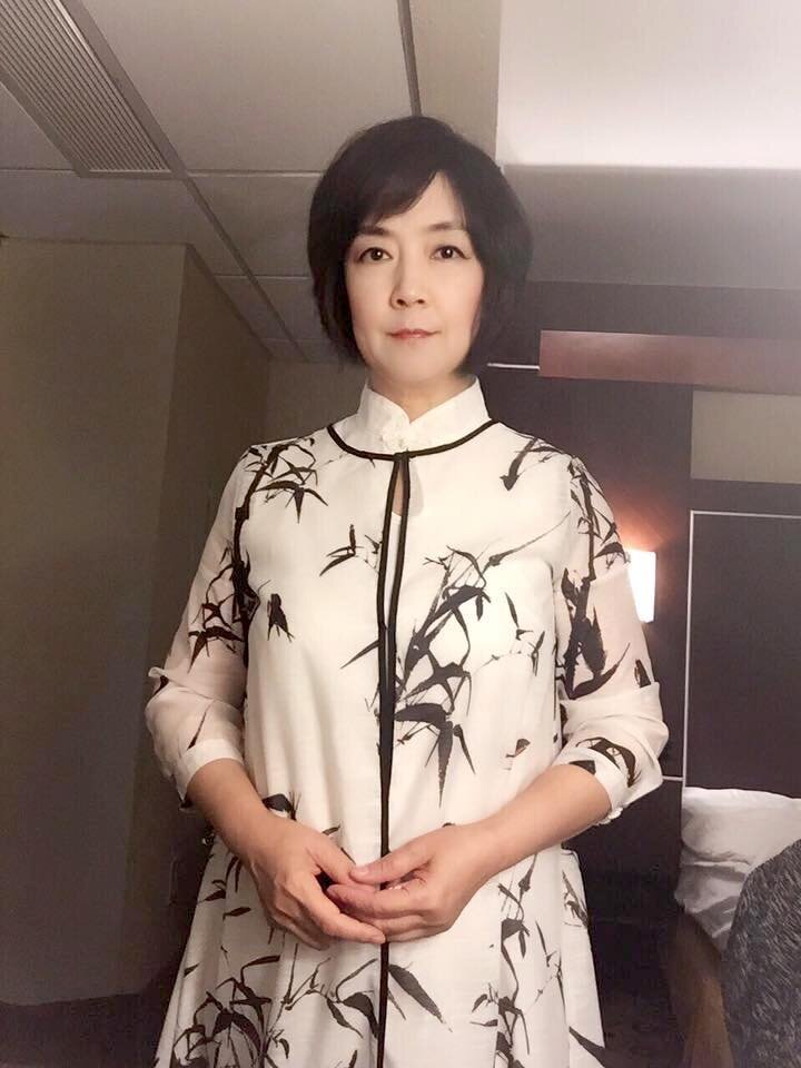 At the hotel room before I went to the stage. 上臺前在旅館房間的自拍