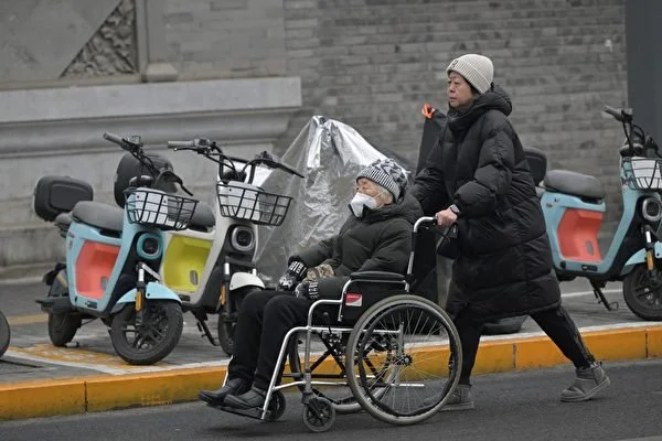 CCP Rushes "Stay-in-City" Welfare Expansion to Stem Population Flight from Dying Second-Tier Cities