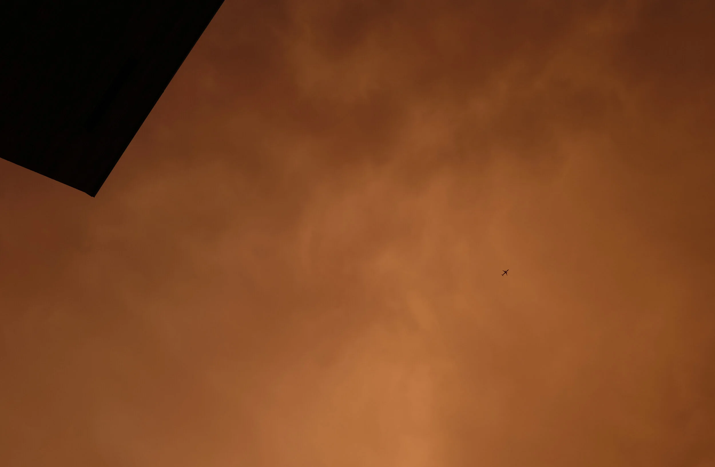 Lone plane edit1.jpg