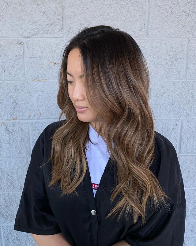 Back to brunette for this babe ❤️ we also added 2 rows of hand tied extensions with highlights/lowlights. It&rsquo;s a great way to add dimension without bleaching your actual hair. 2nd photo is the back view. 3rd photo is the inspiration photo (not 