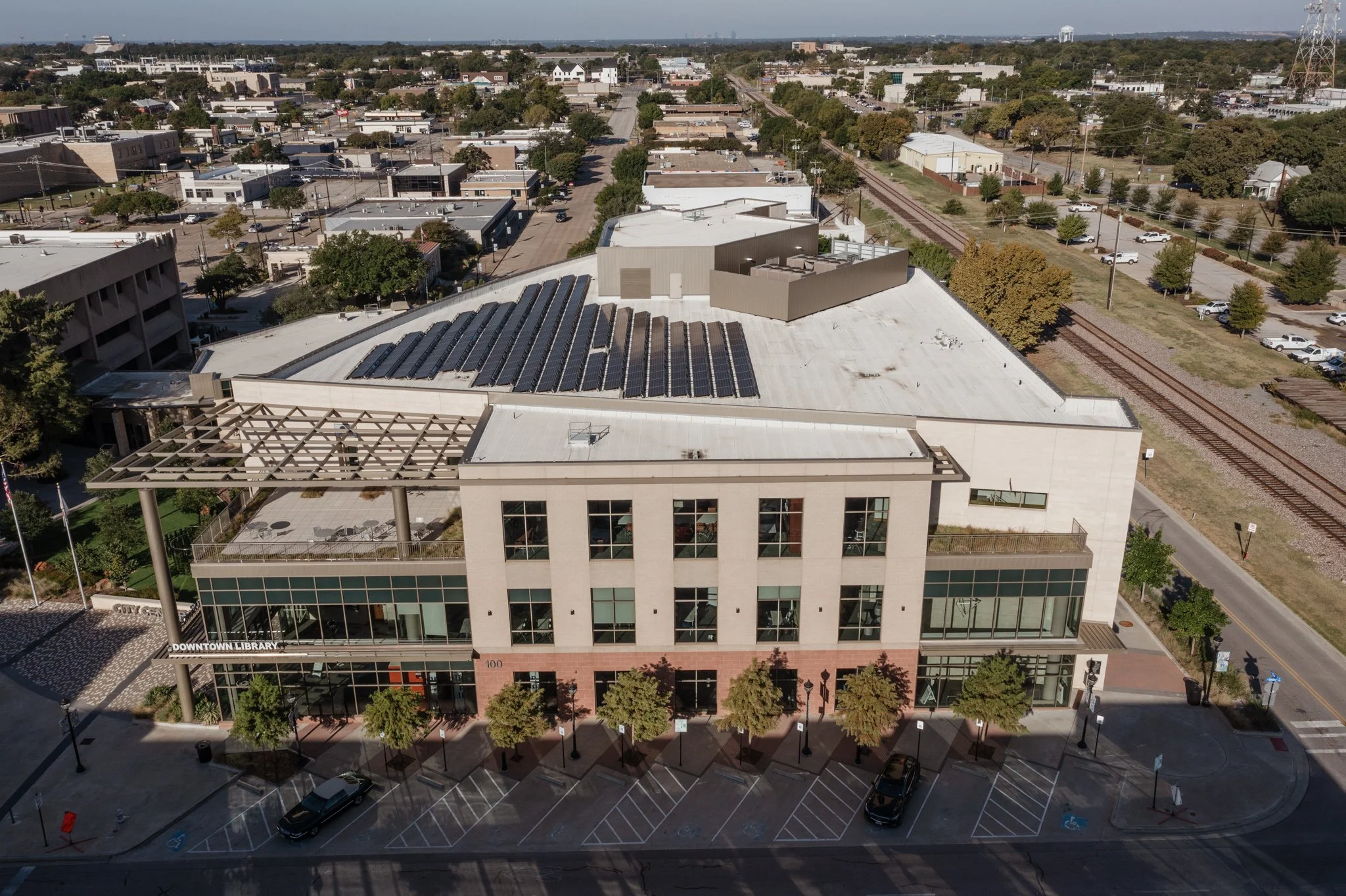 Arlington Public Library — MENARY STUDIO Architecture Photography Dallas