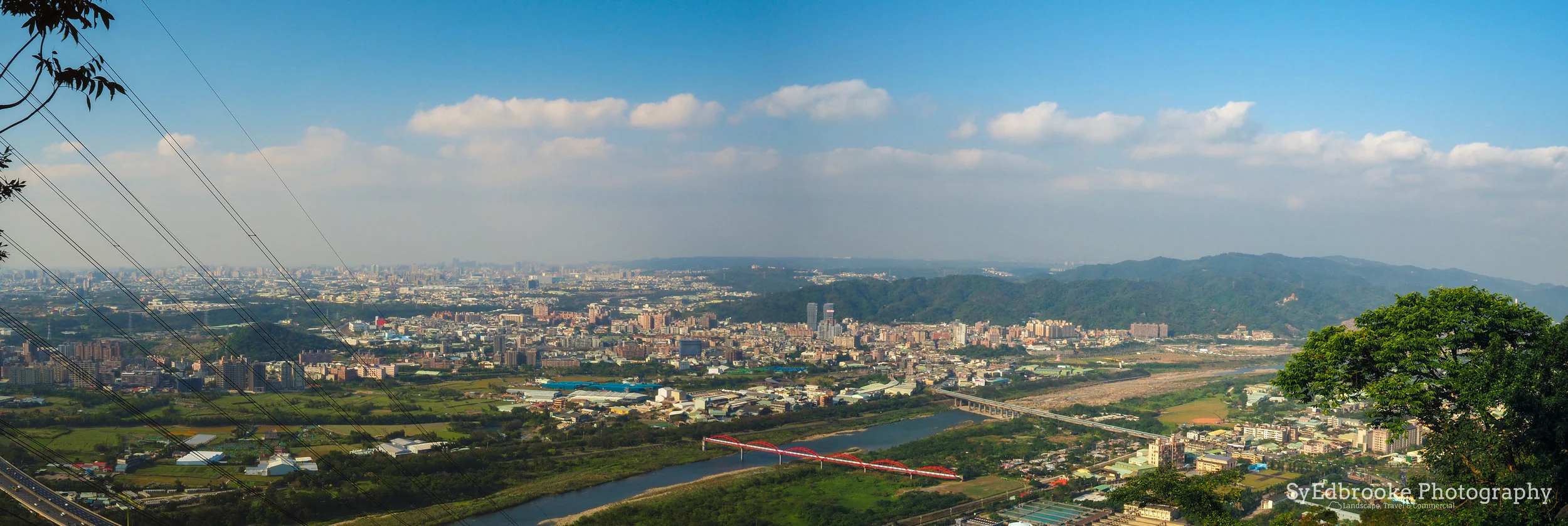 Tuanyuan side of the ridge. f16, ISO 200, 1/25, 35mm (stitched)