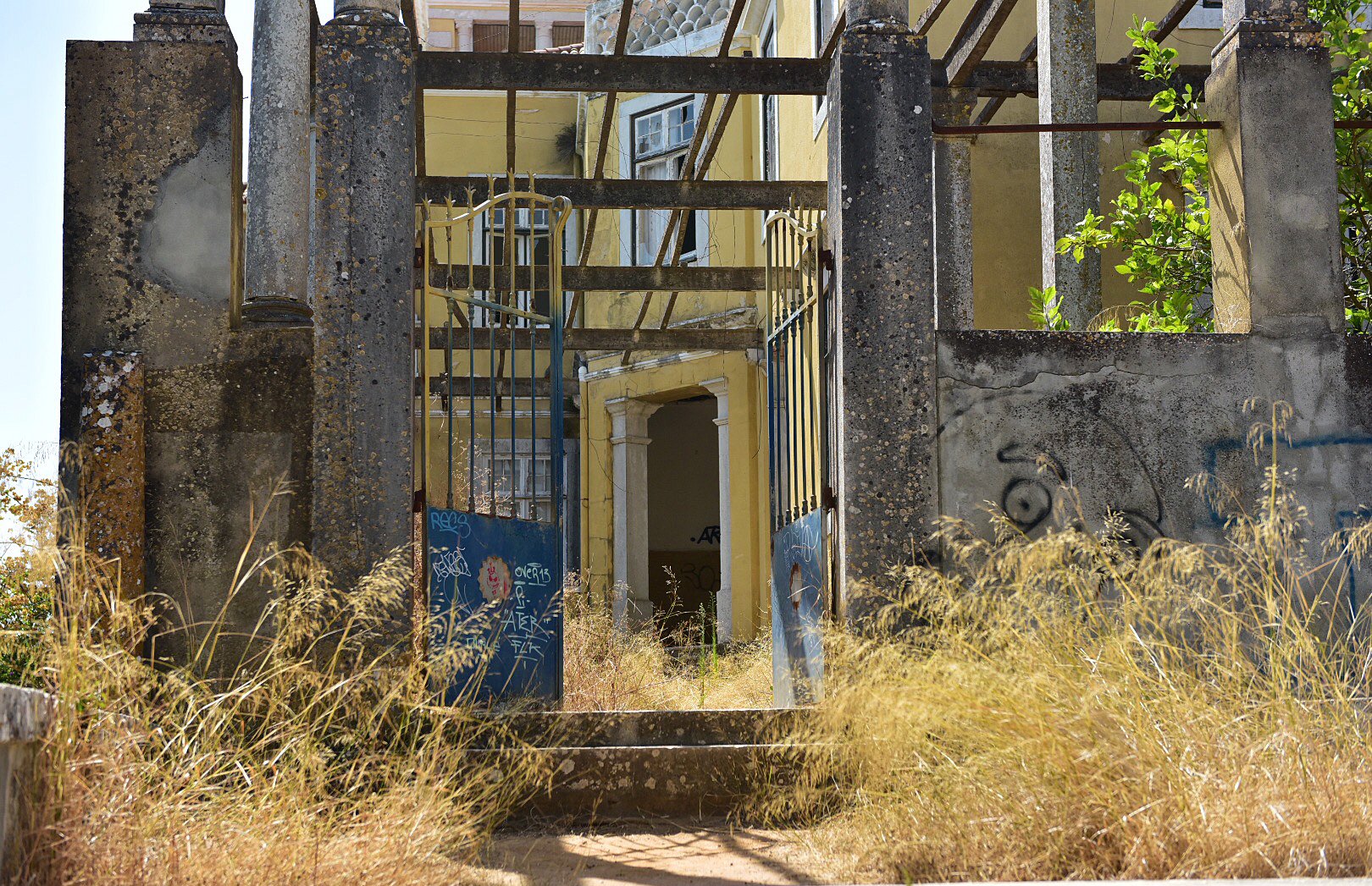 Portugal_Abandoned_ArrabidaSEL030916_01.jpg