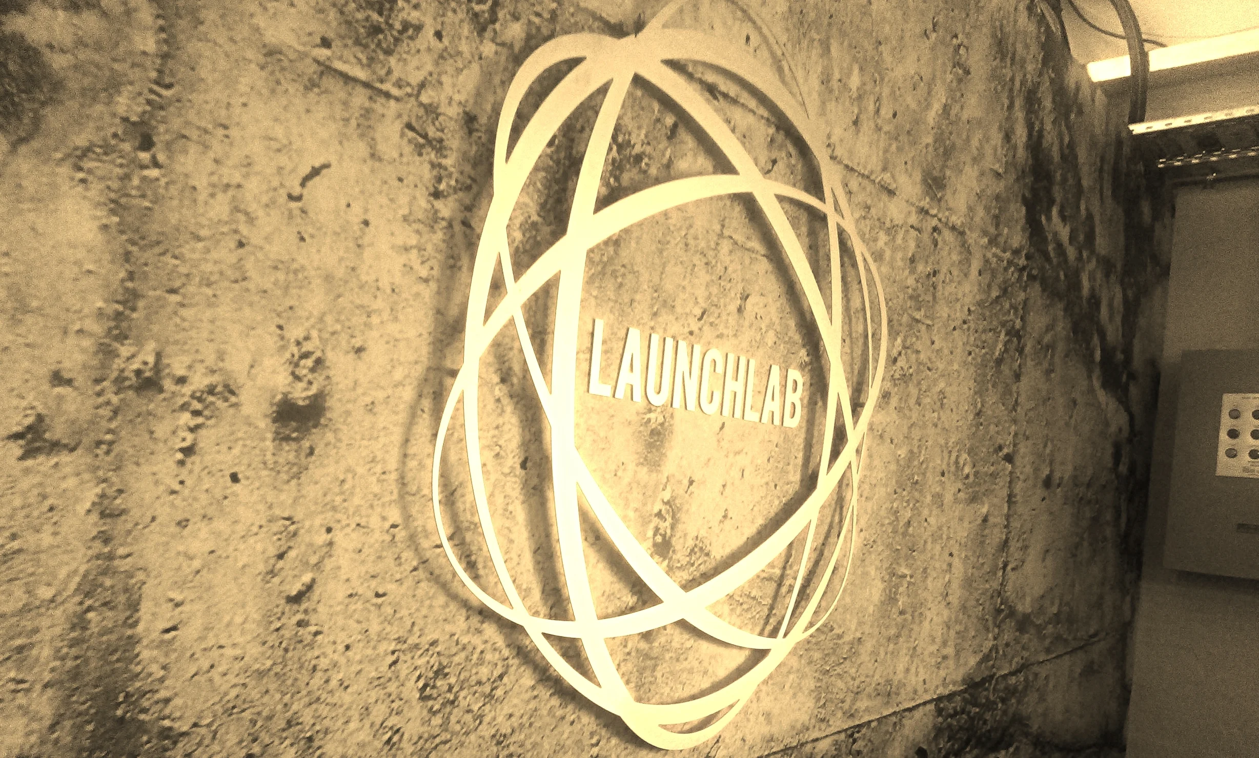 LaunchLab_logo.jpg