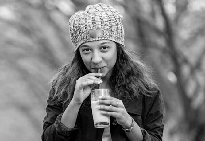 Leila_EdibleStraw.jpg