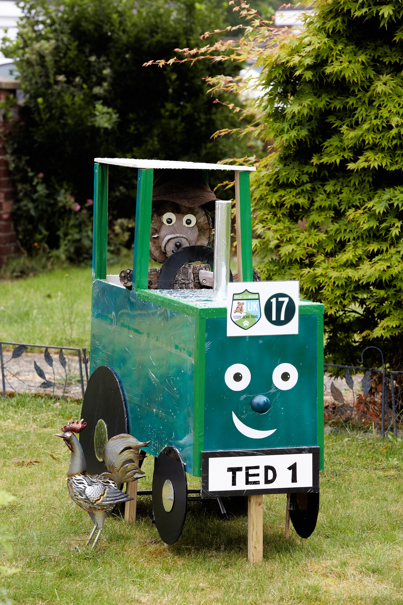 17 Tractor Ted 1.jpg