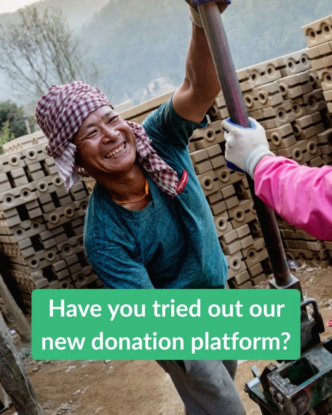 Donating has never been easier! 🤲💚 

We have teamed up with @samfora.charity to make donating to Engineers Without Borders Sweden easy, accessible and fee-free. 🤝 

You can easily sign up as a monthly donor, make a one-time payment, and follow you