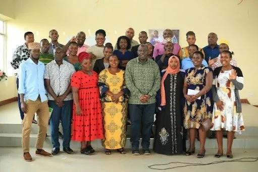 Maji Safi Work group.jpg