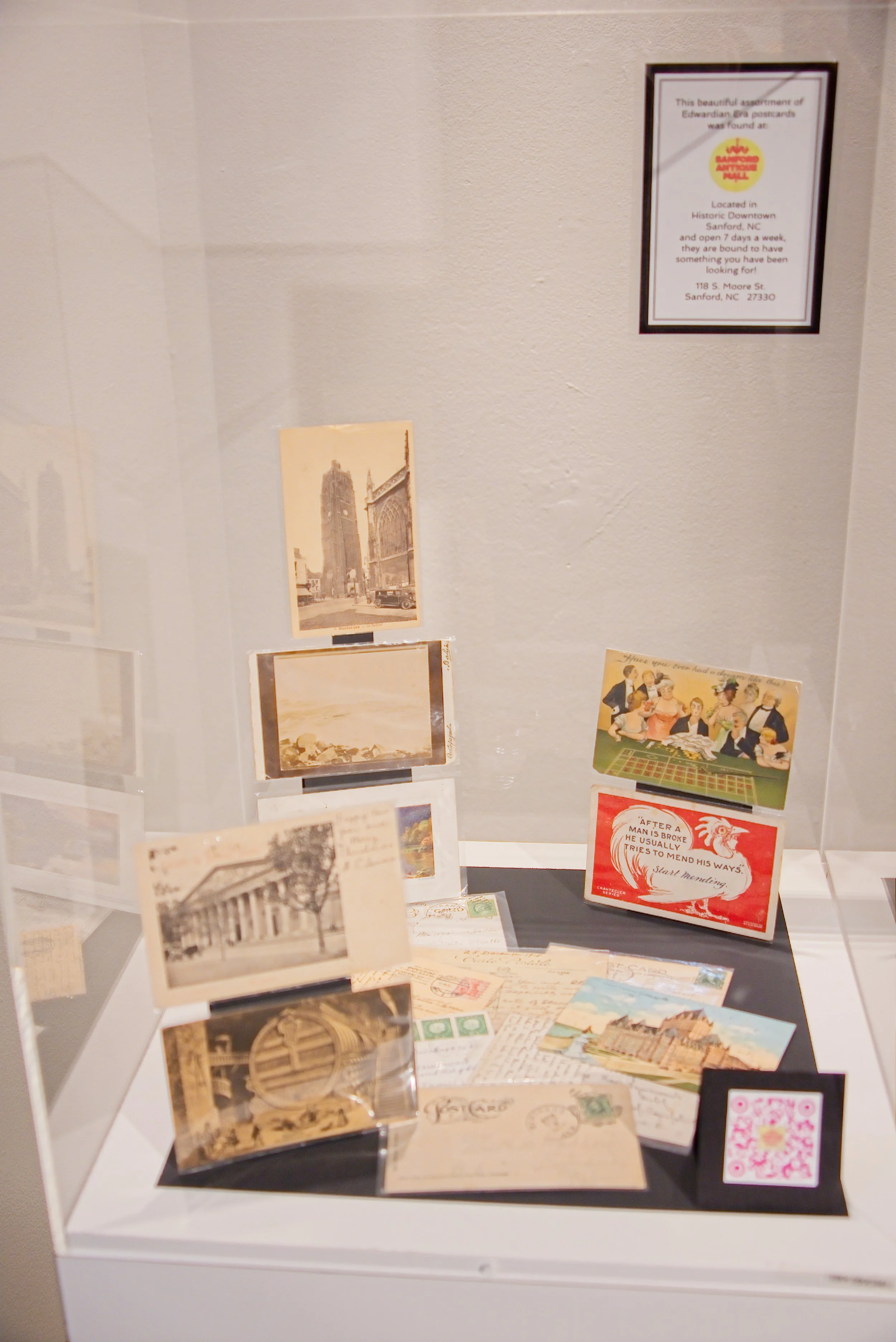 Sapphire_142_Edwardian_Postcards_Display.jpg