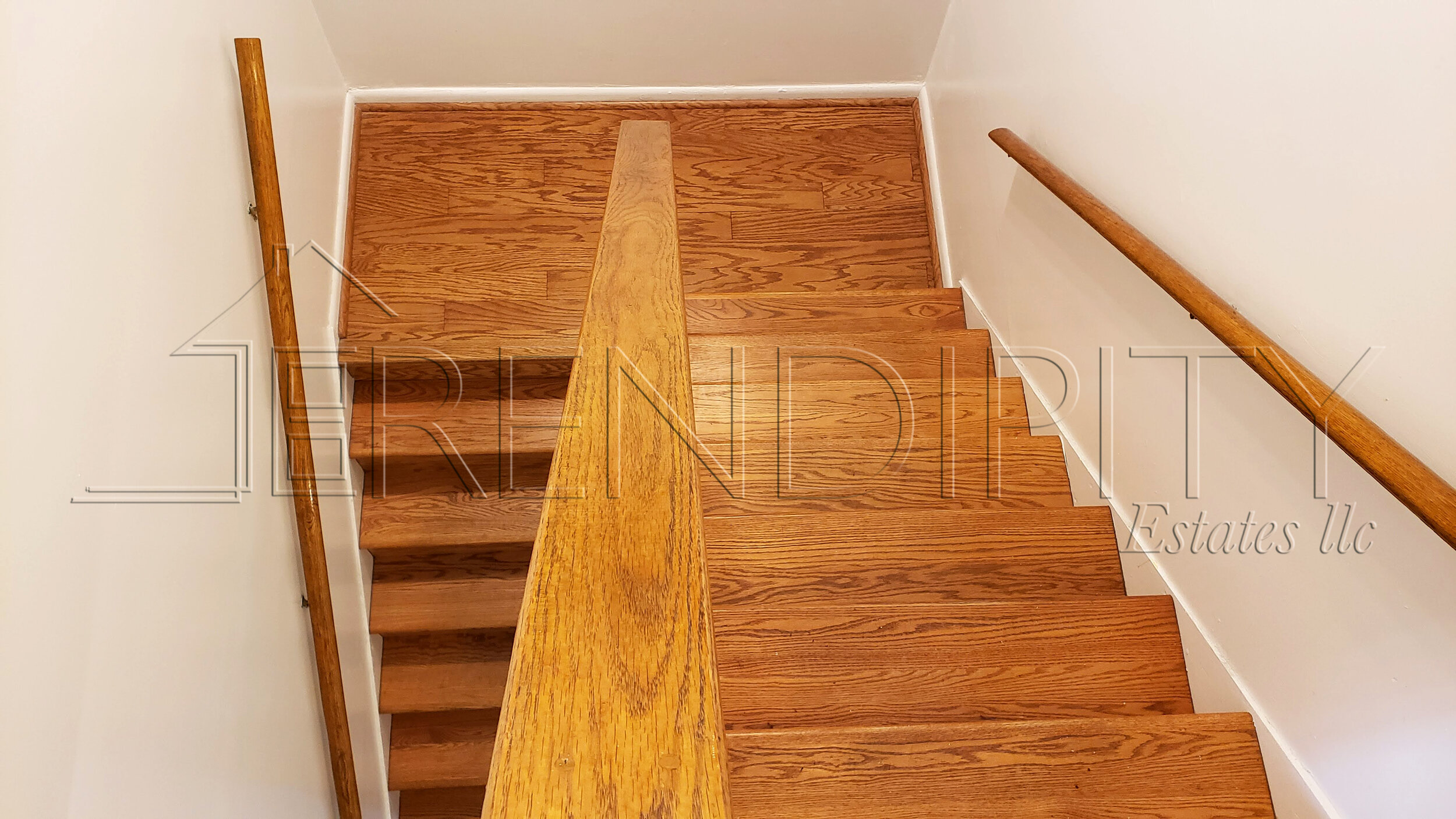 Stairs.jpg