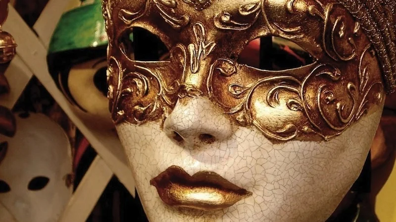 Lesson from Mardi Gras: Why Great Leaders Don't Wear Masks  