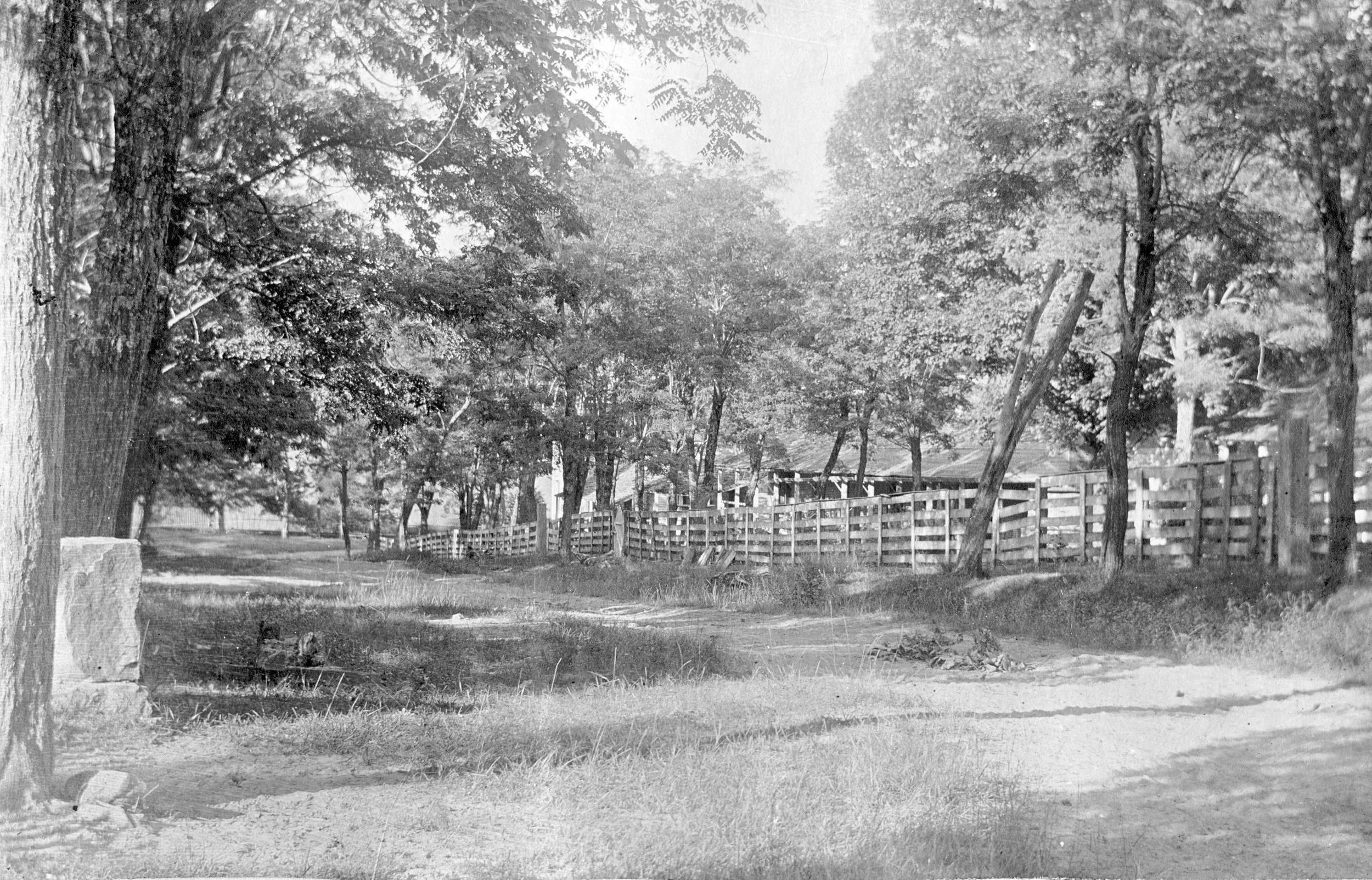Dalhgren Ave. looking North