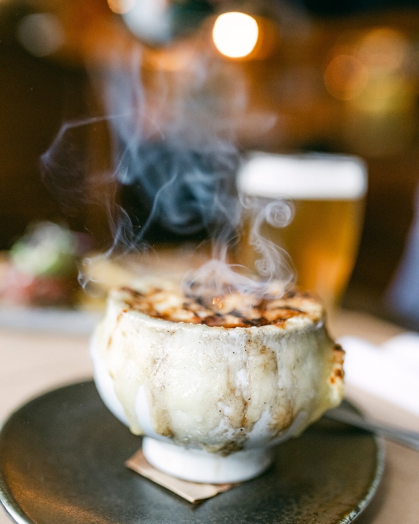 The Fire is on 🔥

Perfect Night for French Onion Soup! 

Open at 5 PM, Happy Hour until 6 PM at the Bar!

#oldfieldsofgreenlawn