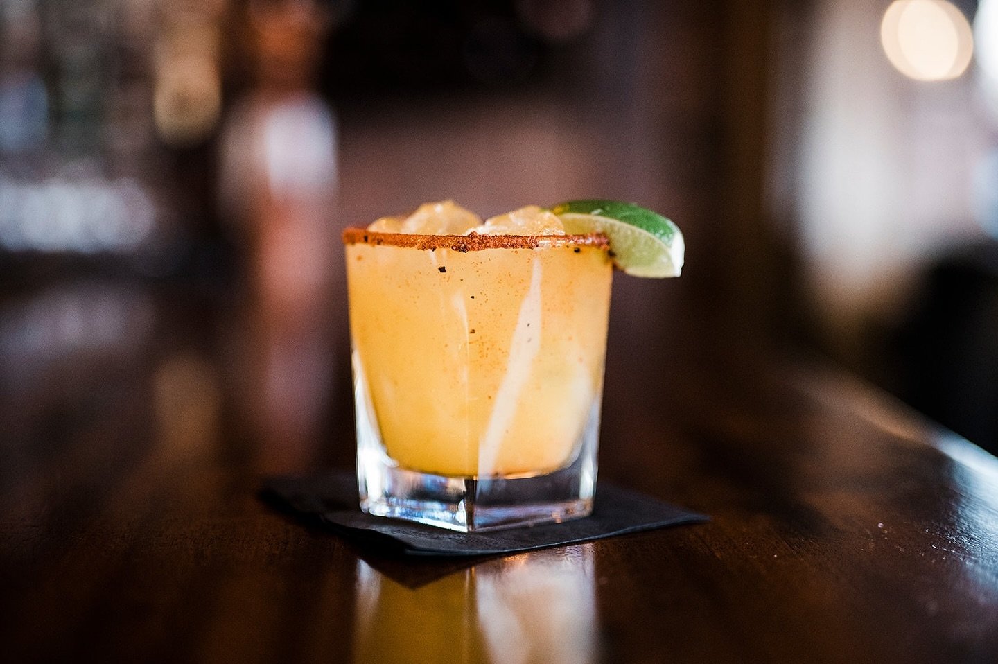 Start Celebrating the 5th of May.. TONIGHT! 

📸: Mango Jalape&ntilde;o Margarita 🥭 

Doors open at 5:00, happy hour specials at the Bar until 6:00! 

Cheers 🍻

#oldfieldsofgreenlawn #cincodemayo