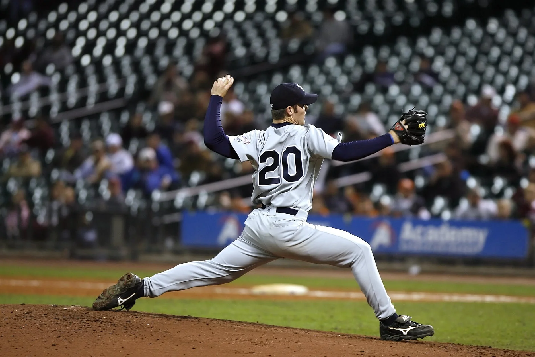 6 Tips to Avoid Rotator Cuff Injuries