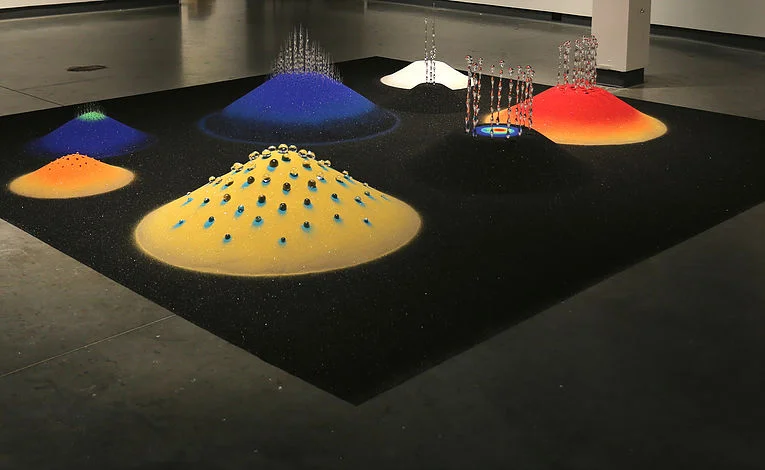 THE PLACE BETWEEN, 14’x16’x40”