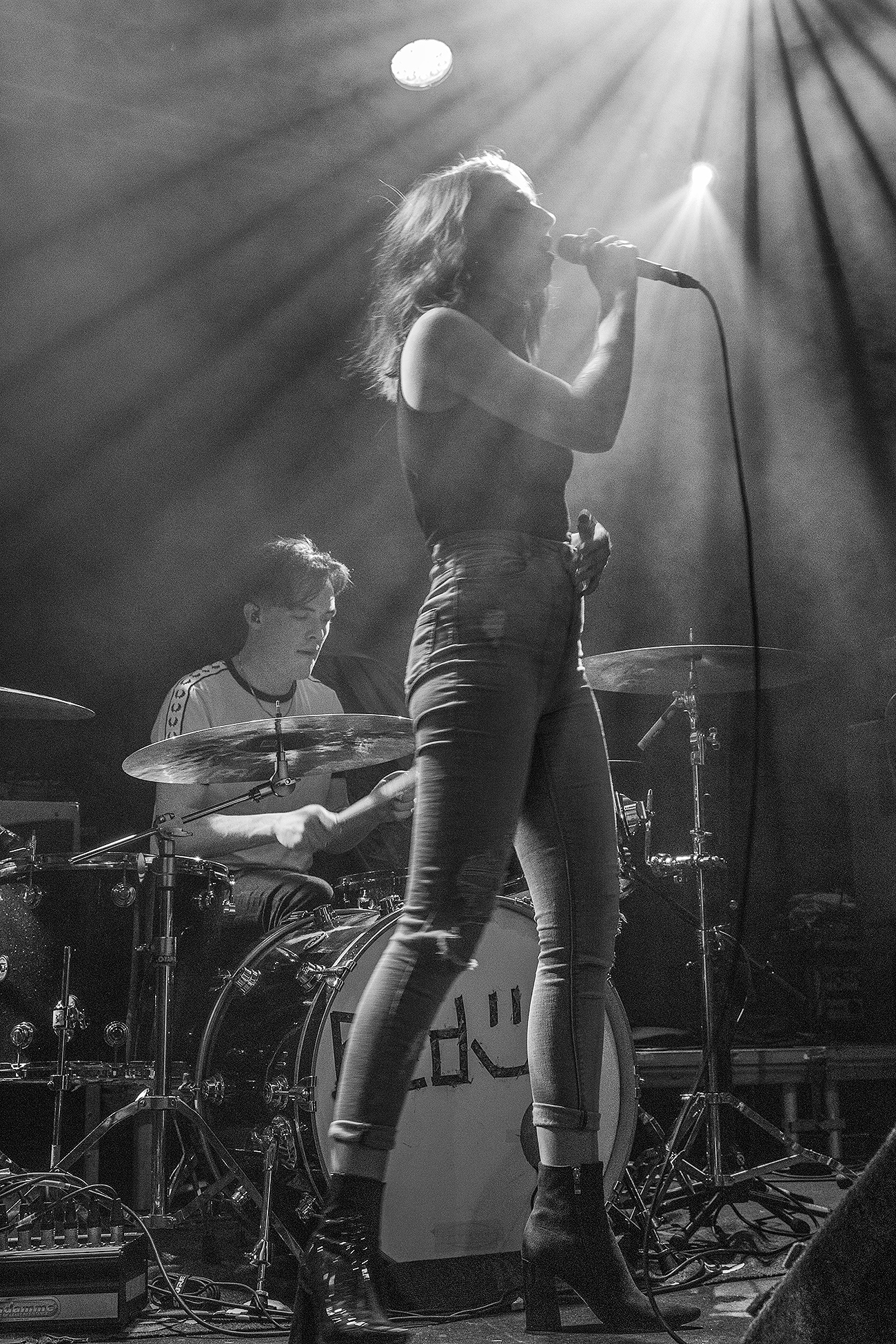 sophie-and-the-giants-7.jpg