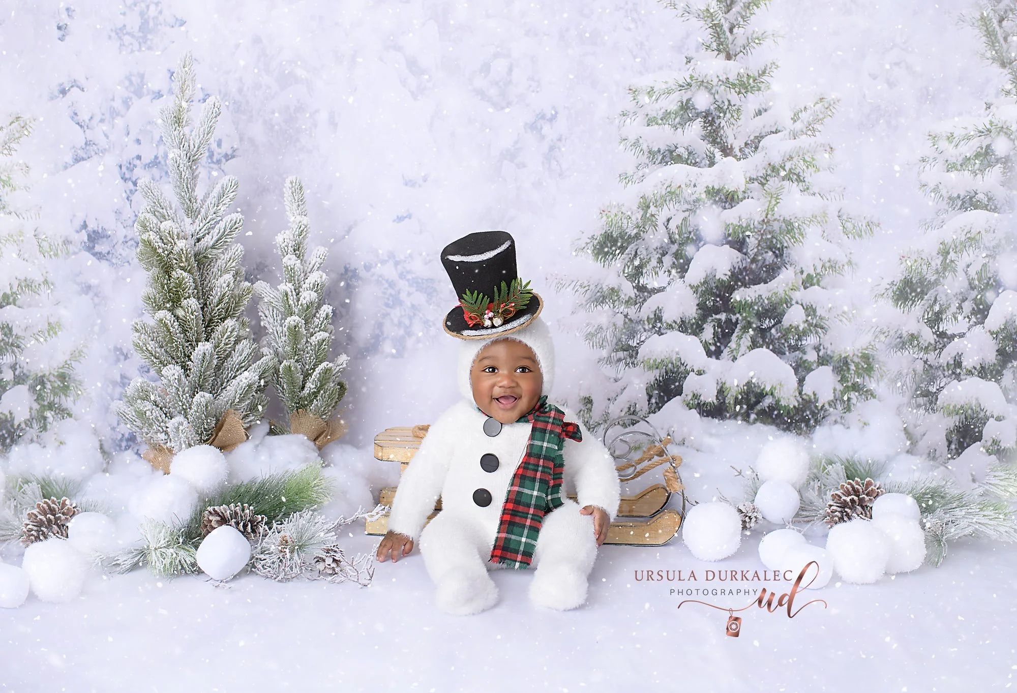 Christmas Baby U21_4752.jpg