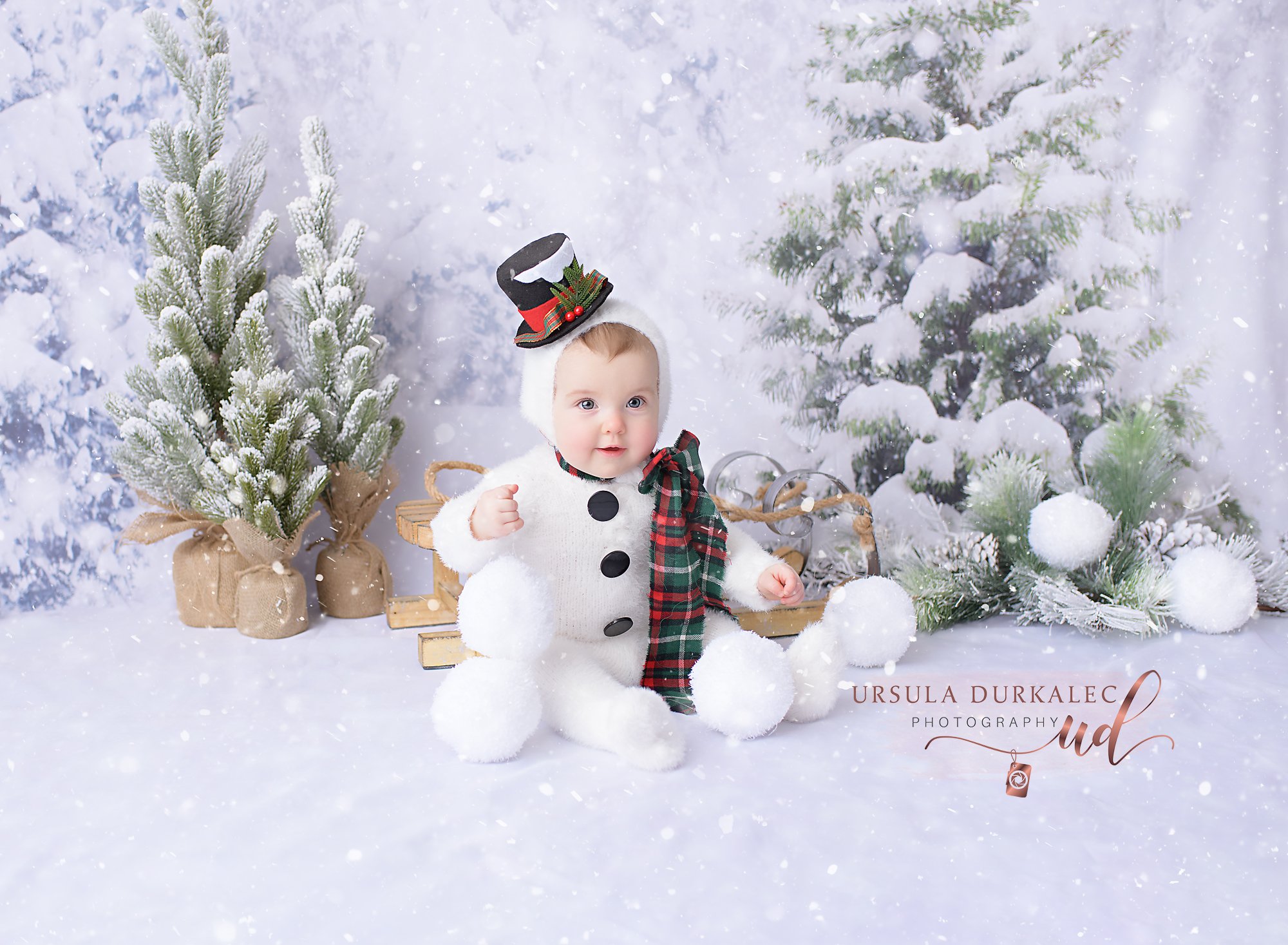 Christmas Baby U21_8478.jpg