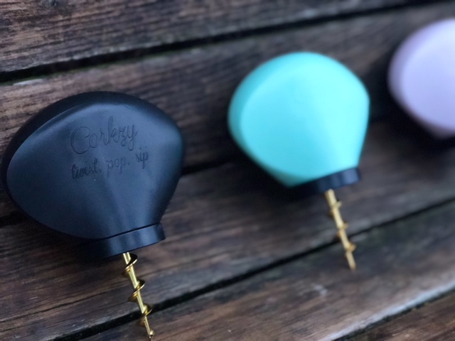 Black focus with seafoam in background.JPG