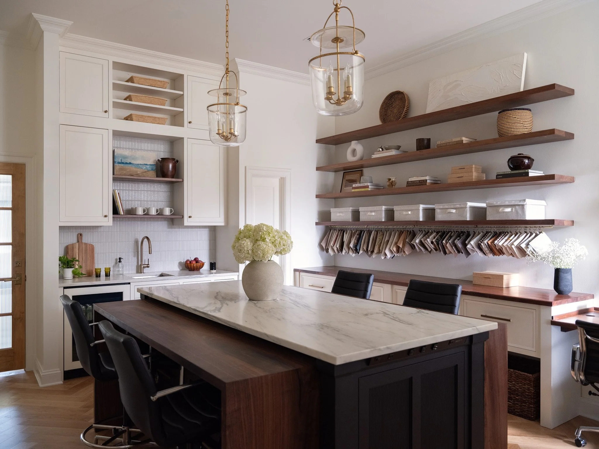 Laura Hodges 704 Studio0169.jpg